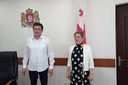 Посланик Десислава Иванова се срещна с високопоставени представители на регион Рача и град Амбролаури